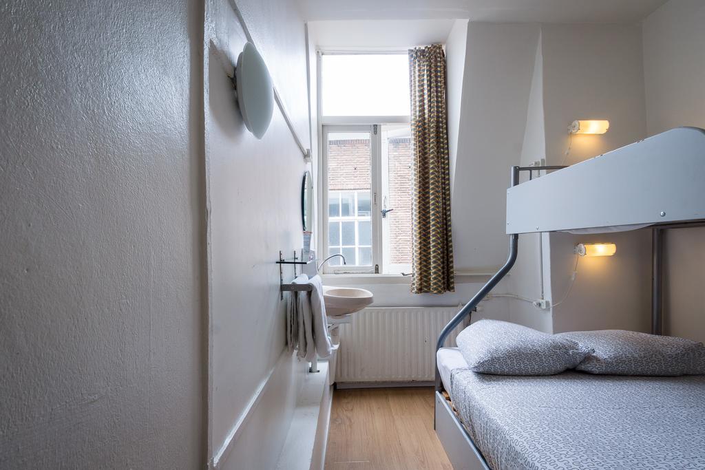 Stone Hotel & Hostel Utrecht Exterior photo