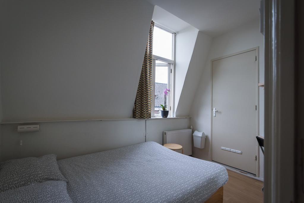 Stone Hotel & Hostel Utrecht Room photo